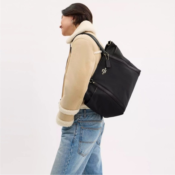 Coach Black Nylon Diaper Bag with Changing Pad *LIKE NEW* - Picture 14 of 15